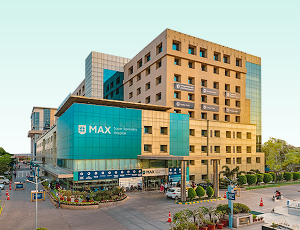Max Super Speciality Hospital, Vaishali
