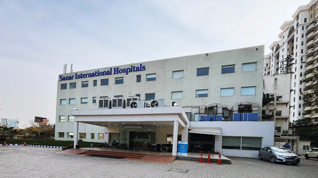 Sanar International Hospitals